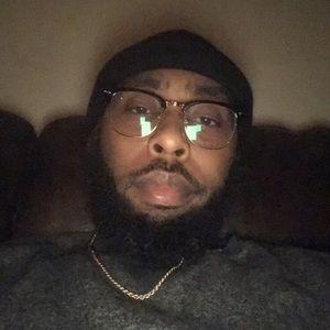 Meet your Posher, Johnathan